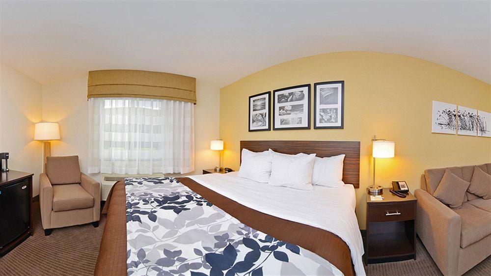 Sleep Inn & Suites Grand Forks Near Alerus Center Kültér fotó