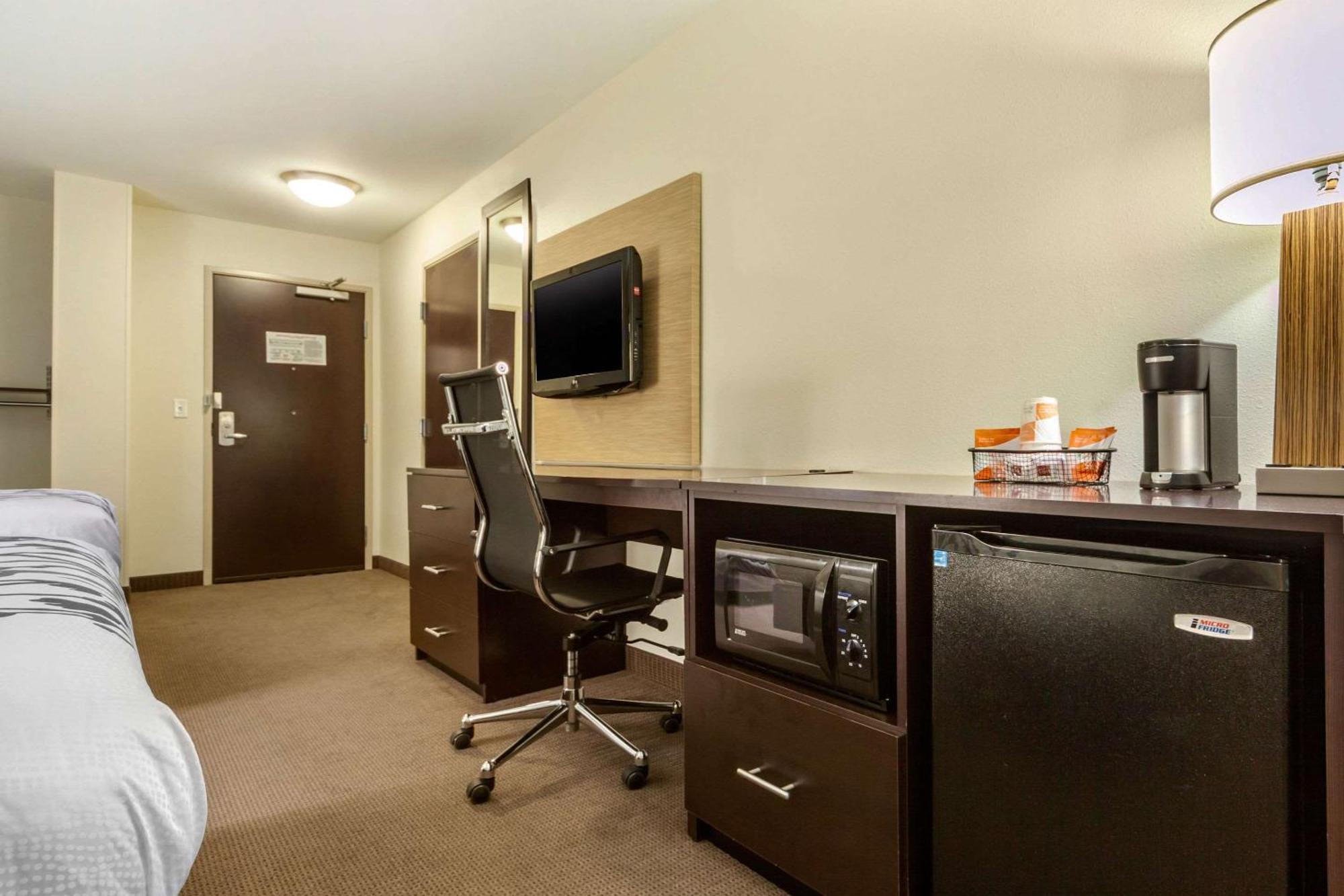 Sleep Inn & Suites Grand Forks Near Alerus Center Kültér fotó