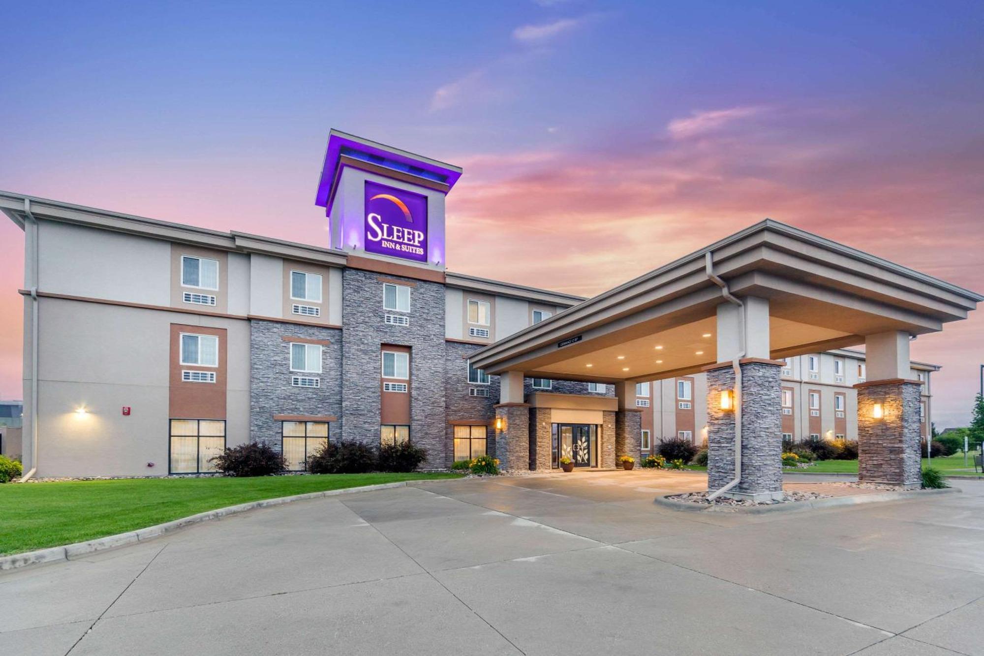 Sleep Inn & Suites Grand Forks Near Alerus Center Kültér fotó